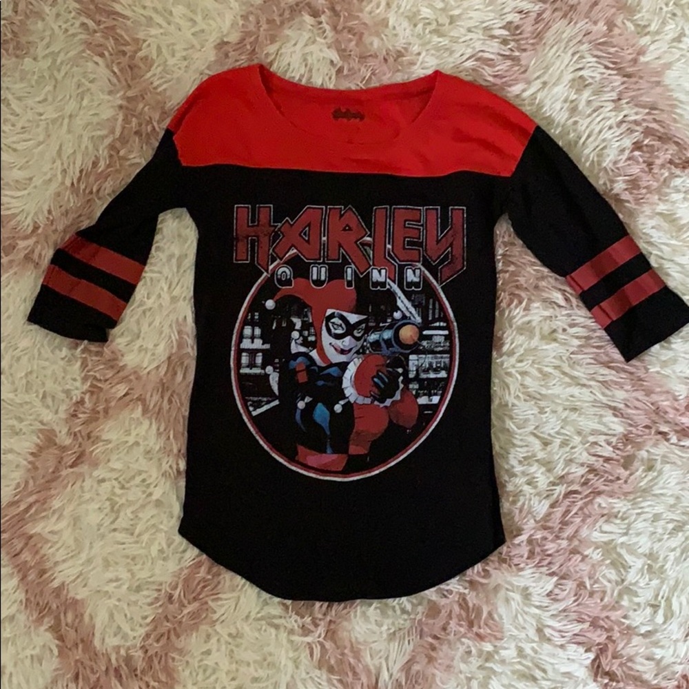 Tee shirt
